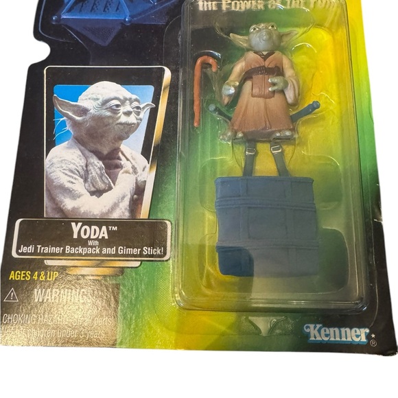 Star Wars Power of the Force Yoda Action Figure - Picture 2 of 7
